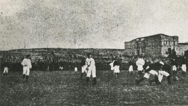 El primer clásico de la historia