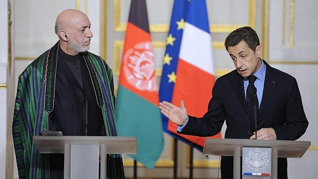 Sarkozy adelanta a 2013 la retirada de las tropas francesas de Afganistán