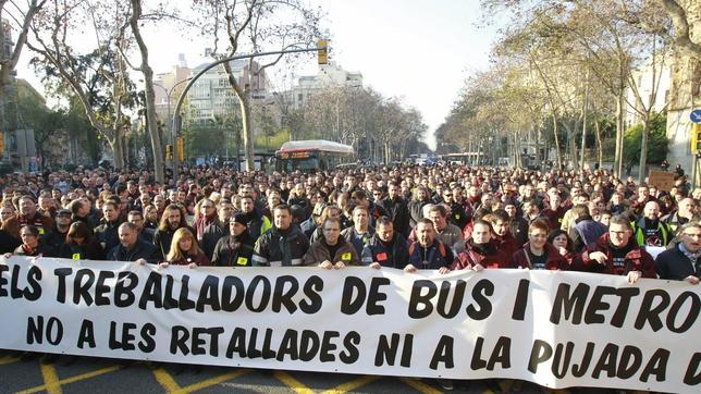 Huelga de metro y autobús en Barcelona durante el «Mobile World Congress»