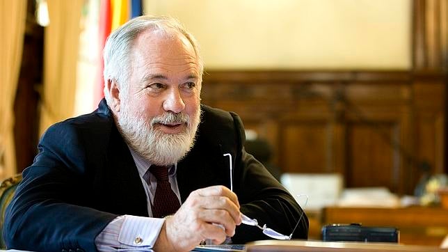 «Vamos a promover el consenso de las regiones para hacer los trasvases»