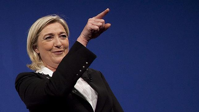 Marine Le Pen, la alegre divorciada apocalíptica