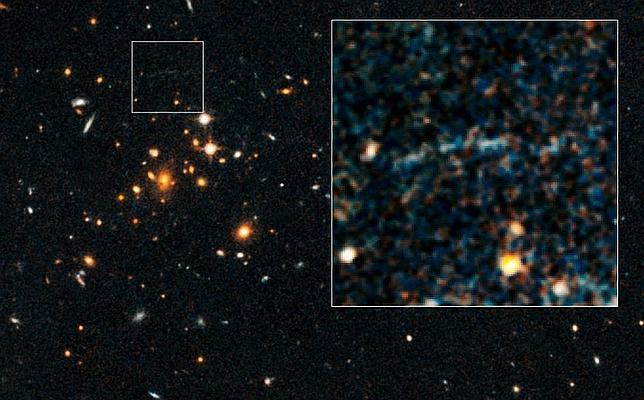 El Hubble capta un extraño arco de luz en el espacio