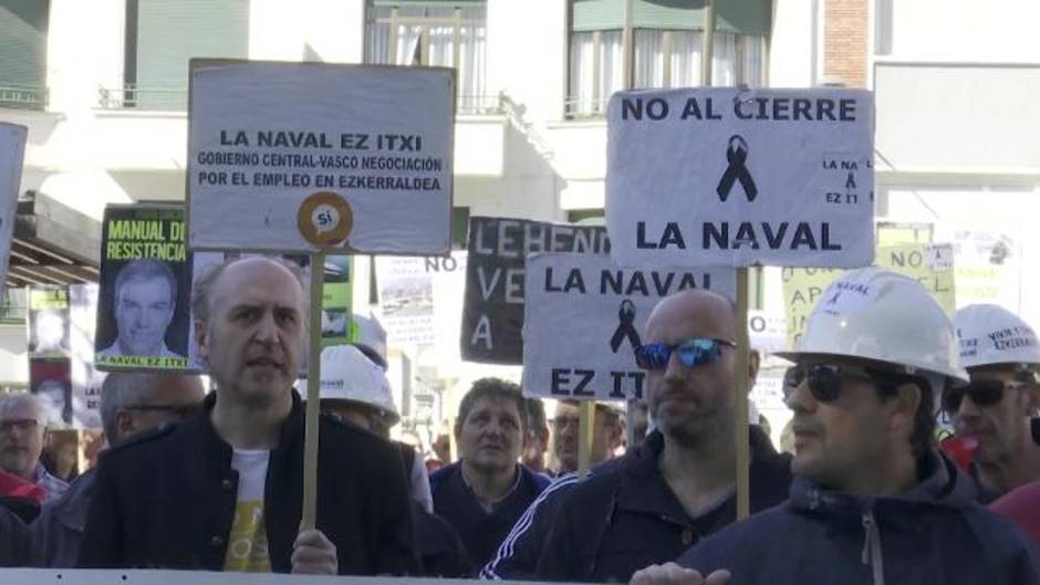Trabajadores de La Naval se manifiestan tras su despido