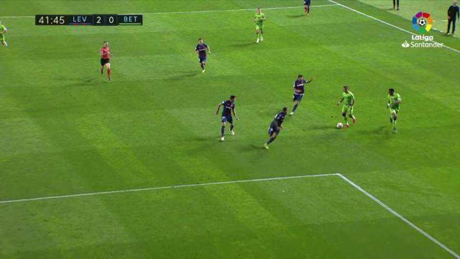 LaLiga Santander (J34): Resumen y goles del Levante UD 4-0 Real Betis