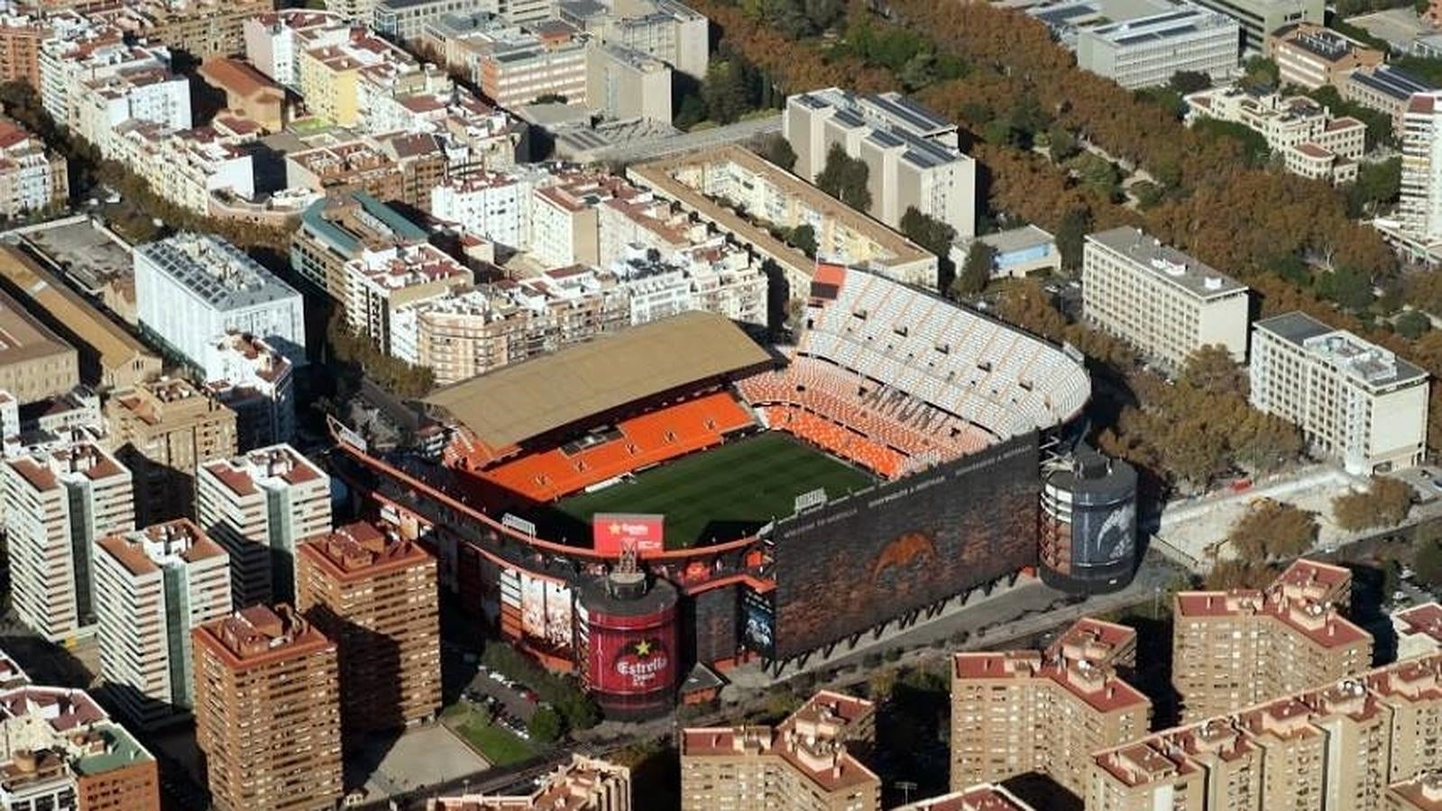 Los veinte estadios de Primera, desde el aire