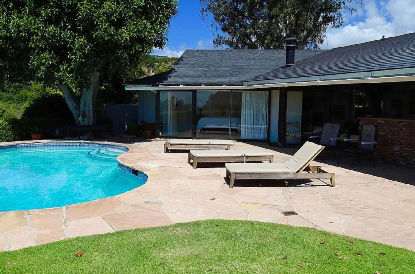 Elon Musk vende la casa de Willy Wonka por 5,9 millones