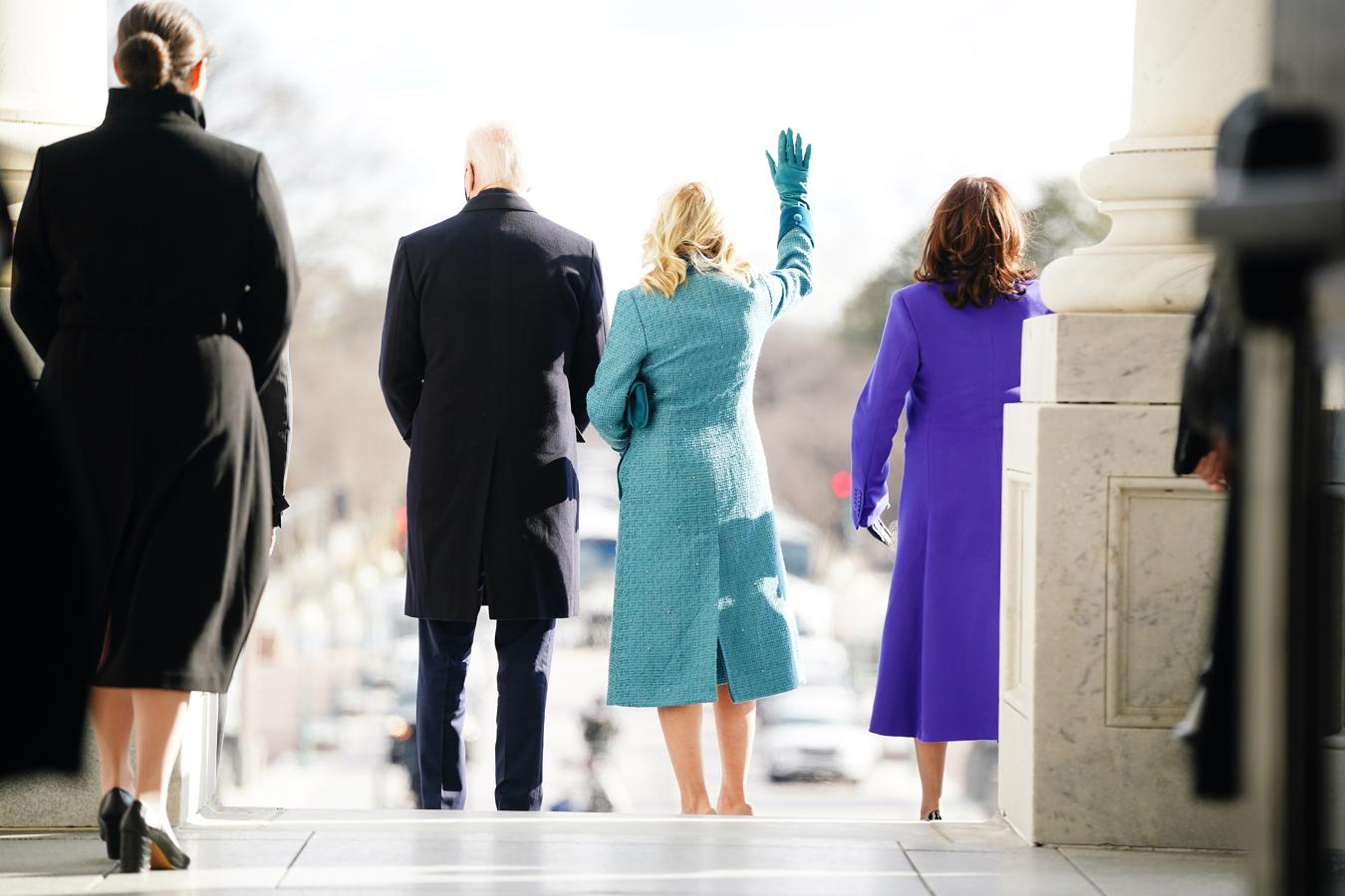 El nuevo presidente de Estados Unidos, Joe Biden, junto a su esposa, Jill
