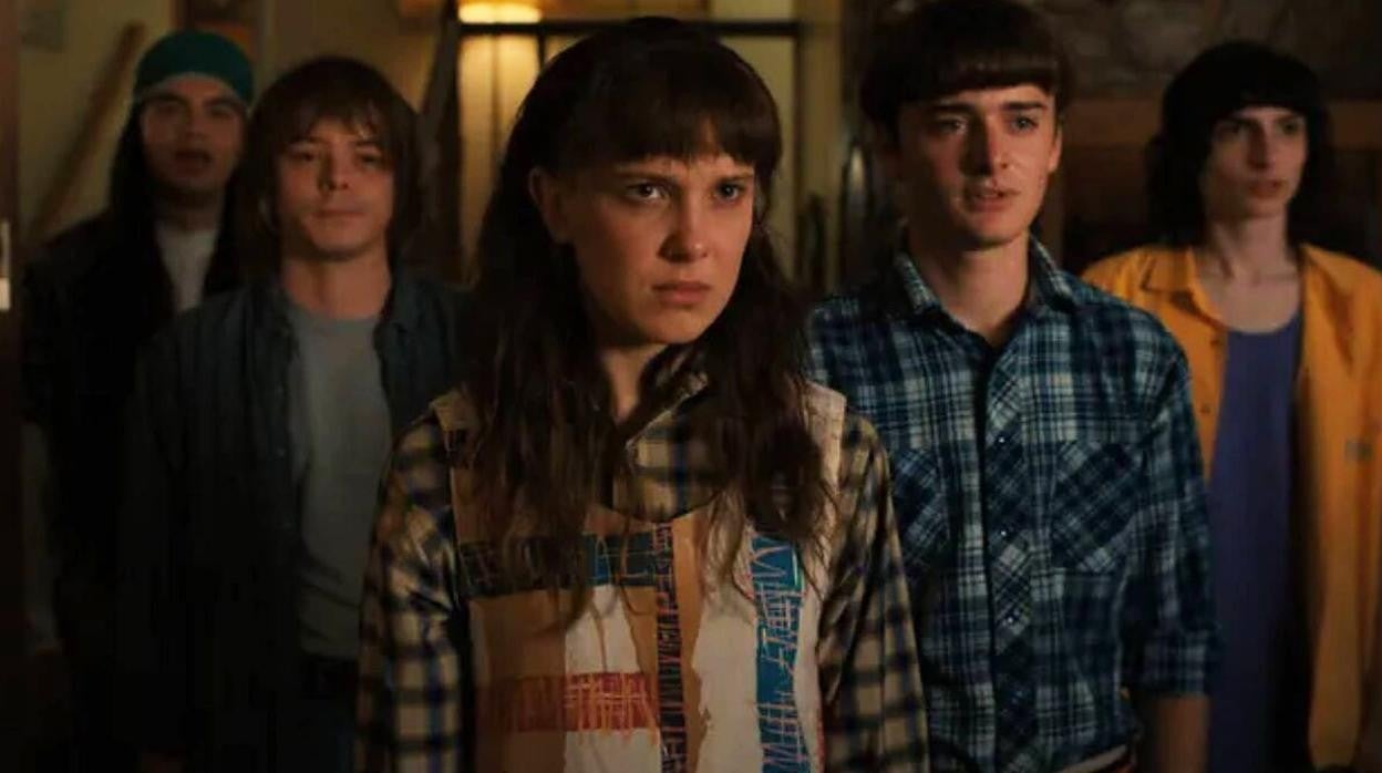 Las prendas que todo amante de Stranger Things debería tener en su armario