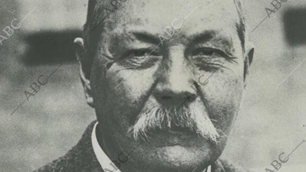 La Tomadura De Pelo A Sir Arthur Conan Doyle Archivo Abc