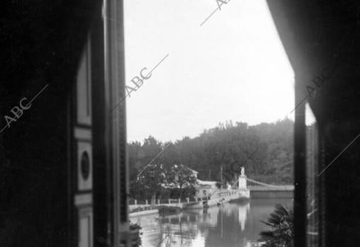 Una vista de los Jardines desde un balcón del palacio en 1936