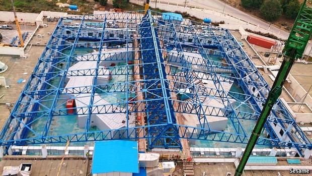 Fotografía tomada durante la construcción del acelerador