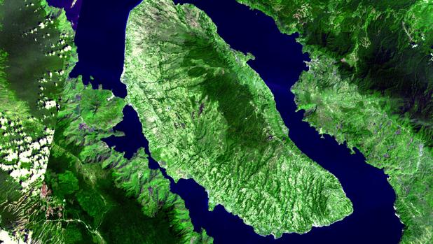 Imagen aérea de la caldera de Toba, en Indonesia, creada por la erupción de un supervolcán hace 75.000 años