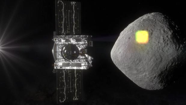 Representación de la sonda OSIRIS-REx llegando a las proximidades de Bennu para reconocer su superficie