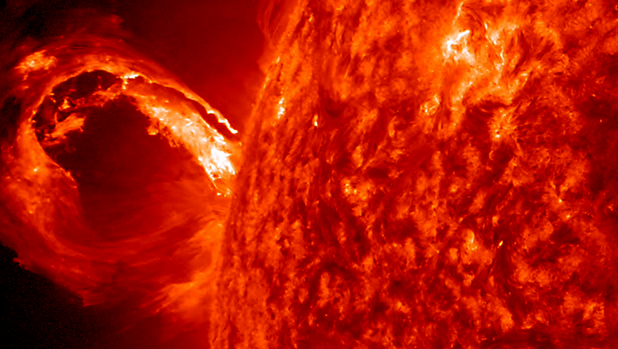 Imagen tomada de una eyección de masa coronal en 2013 por la sonda STEREO