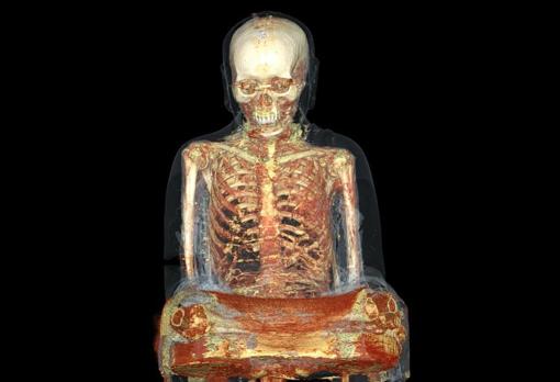 Tomografía computerizada de la estatua de Buda (s. XI-XII)