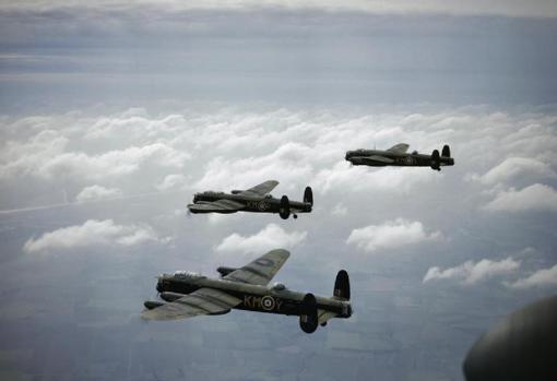 Bombarderos de la RAF se adentran en Alemania en 1942