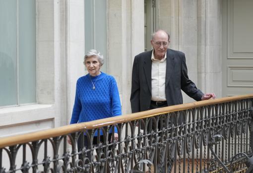 The Thompson couple at the headquarters of the BBVA Foundation in Bilbao