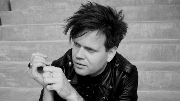 Anders Trentemøller se dio a conocer, hace más de una década, con una serie de singles y remezclas que remitían a la energía bailonga de los 90
