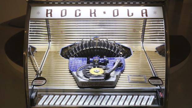 Una de las piezas exhibidas en la exposición «Jukebox, Jewkbox! A Jewish Century on Shellac and Vinyl», abierta en el Museo de Historia de los Judíos Polacos, en Varsovia, hasta finales de mayo