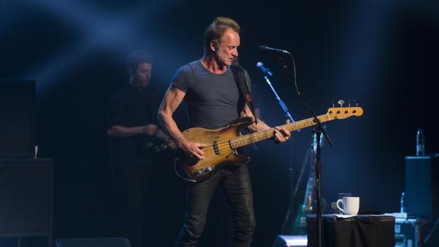Sting, anoche durante su concierto en el Teatro Real de Madrid