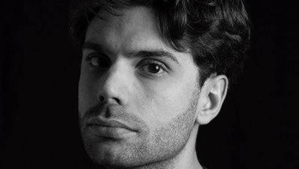 El joven autor Enrique Llamas