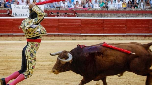 Morante de la Puebla, ayer en la plaza de Huelva