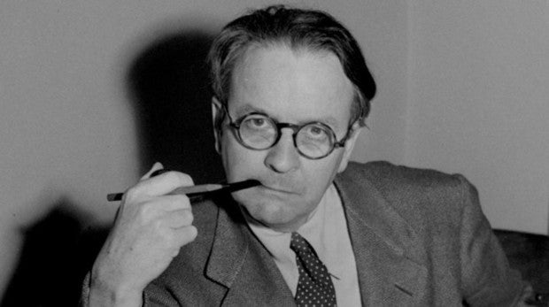 El escritor norteamericano Raymond Chandler (1888-1959)
