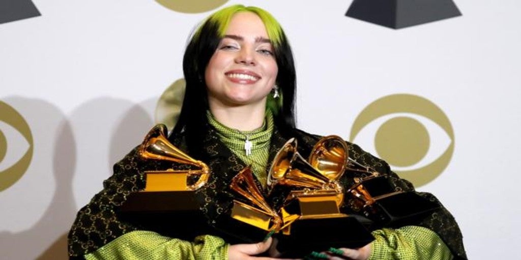 Billie Eilish arrasa en los Grammy con solo 18 años en el debut de Rosalía