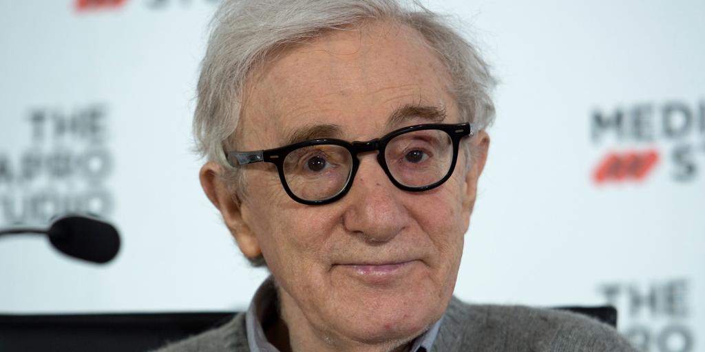 La prensa se ceba con las memorias de Woody Allen