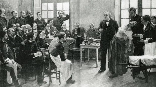 Recreación de uno de los experimentos a los que Charcot sometía a las mujer internas en La Salpétriére