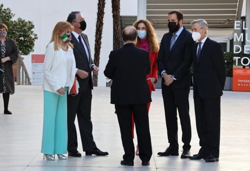 From left to right, Baroness Thyssen, José María Michavila, the Minister of Culture (from behind), Blanca Cuesta, Borja Thyssen and Ángel Acebes, before starting the event at the Thyssen Museum