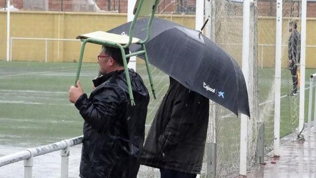 El recurrente aficionado que se vio en el Punta del Caimán-Bollullos