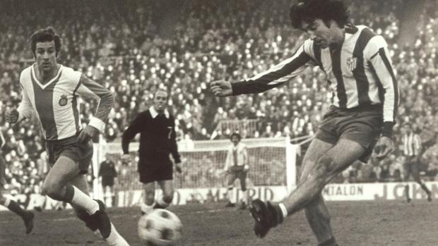 Panadero Díaz en el Vicente Calderón en un partido contra el Español