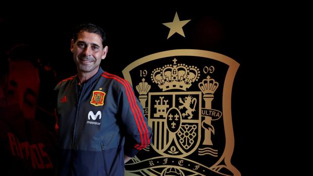 Fernando Hierro, el lunes en el centro de prensa de Krasnodar