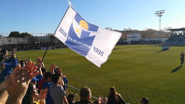 La afición del Écija llenó ayer San Pablo ante el Ciudad de Lucena