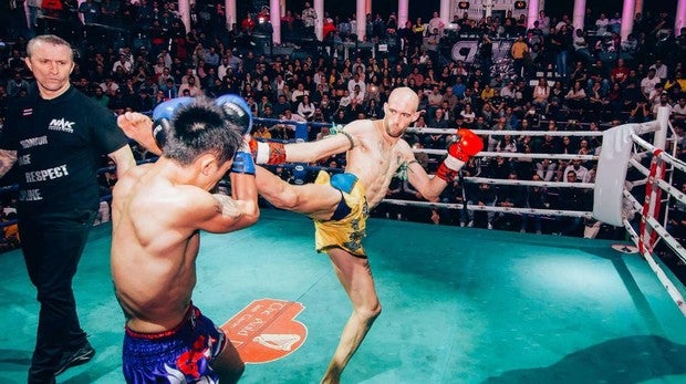 Carlos Coello, durante la disputa del cinturón mundial en Cádiz