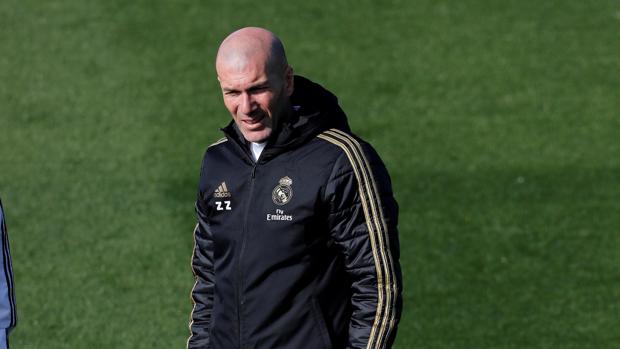 Zidane: «Llega lo más difícil, cuando te juegas la temporada»