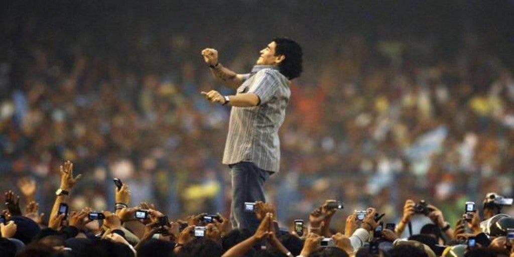 Maradona, el «10» que le habló a Dios de tú