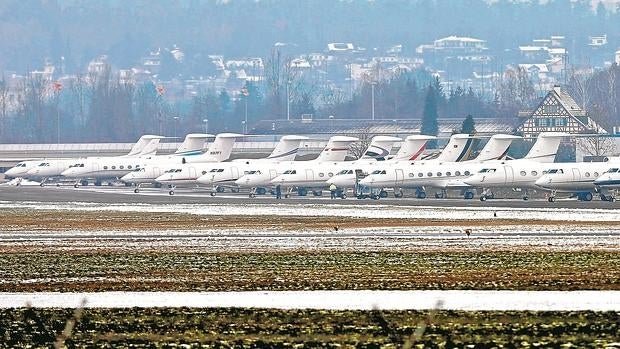 «Jets» privados de los participantes en el foro