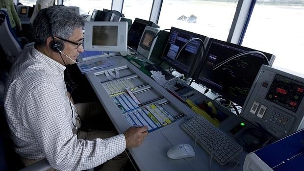 Torre de control del aeropuerto de Barajas