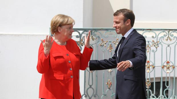 La canciller alemana, Angela Merkel, y el presidente francés, Emmanuel Macron