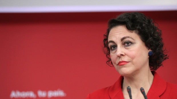 La ministra de Trabajo, Magdalena Valerio