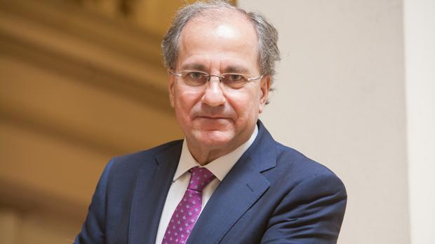 El director general de Fenil, Luis Calabozo
