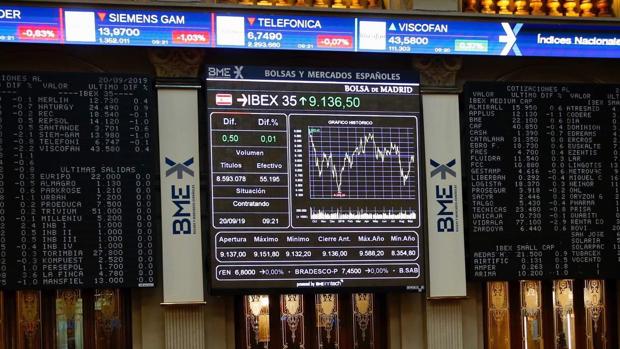 El Ibex 35 cierra este viernes en máximos, en su cuarta semana al alza
