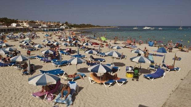 playa-baleares-kpaH--620x349@abc.jpg