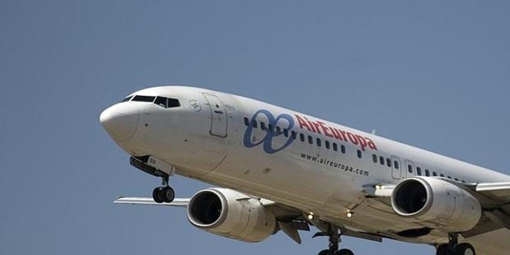Air Europa acerca posturas con sus pilotos antes de ser rescatada