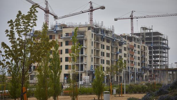 El sector inmobiliario anticipa un 2021 con más sombras que luces