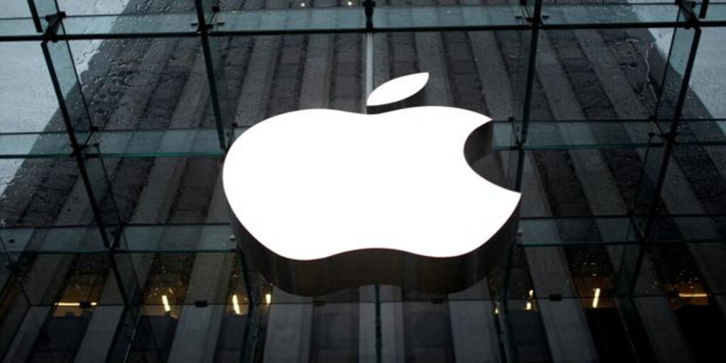 Apple stops sales of its products in Russia