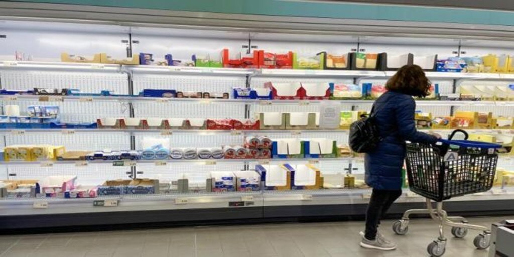 Giving less product without lowering the price, the 'reduction' reaches the shelves of Spanish supermarkets
