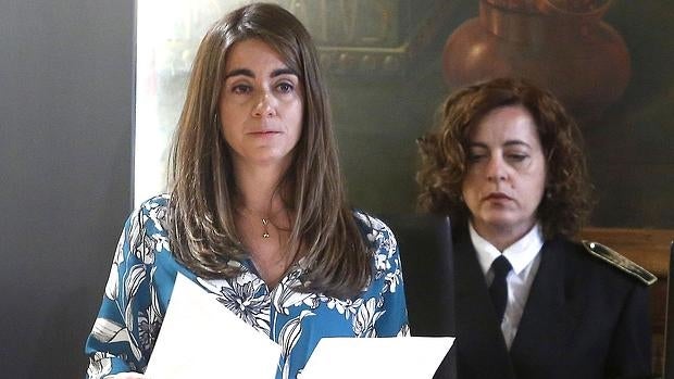 Loret, hija de Isabel Carrasco
